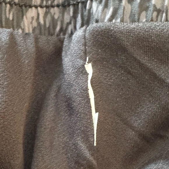 Athletic Works Women’s DriWorks Athletic Shorts - Size Medium - Picture 5 of 5